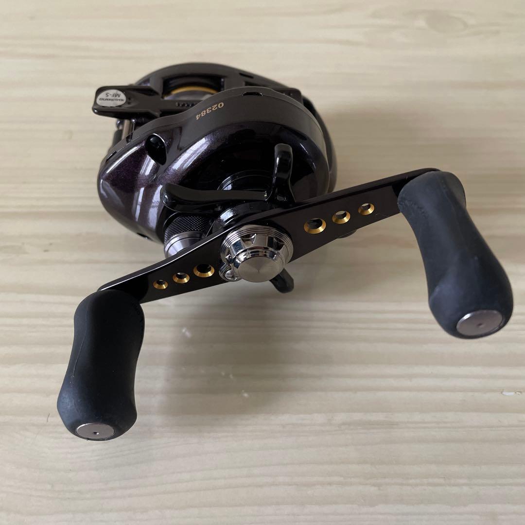 スコーピオンXT　ベイトリール1501-7（左巻き）