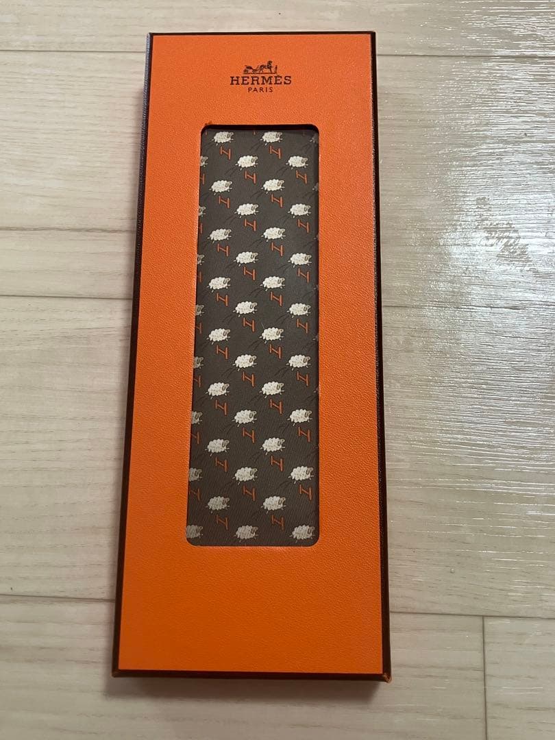 HERMES 羊模様 ブラウンネクタイ 専用ボックス付き