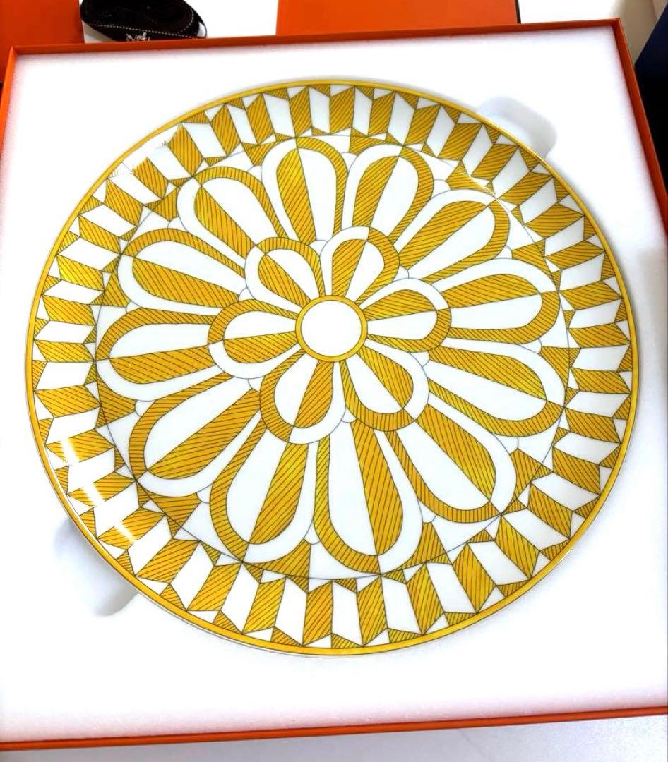 新品 HERMESエルメス ソレイユドゥエルメス　タルトプラッター 大皿　食器