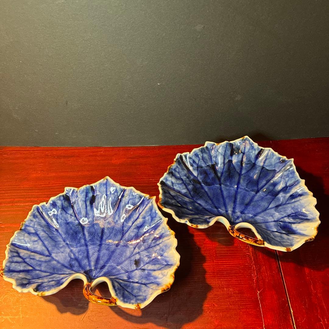 有田焼　福泉窯 つわぶき青色 磁器皿 葉型 約18cm