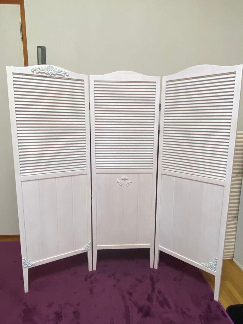 便利な 3連 パーティション♦️フレンチ ロココ仕様♦️ホワイト＆ピンク♦️未使用