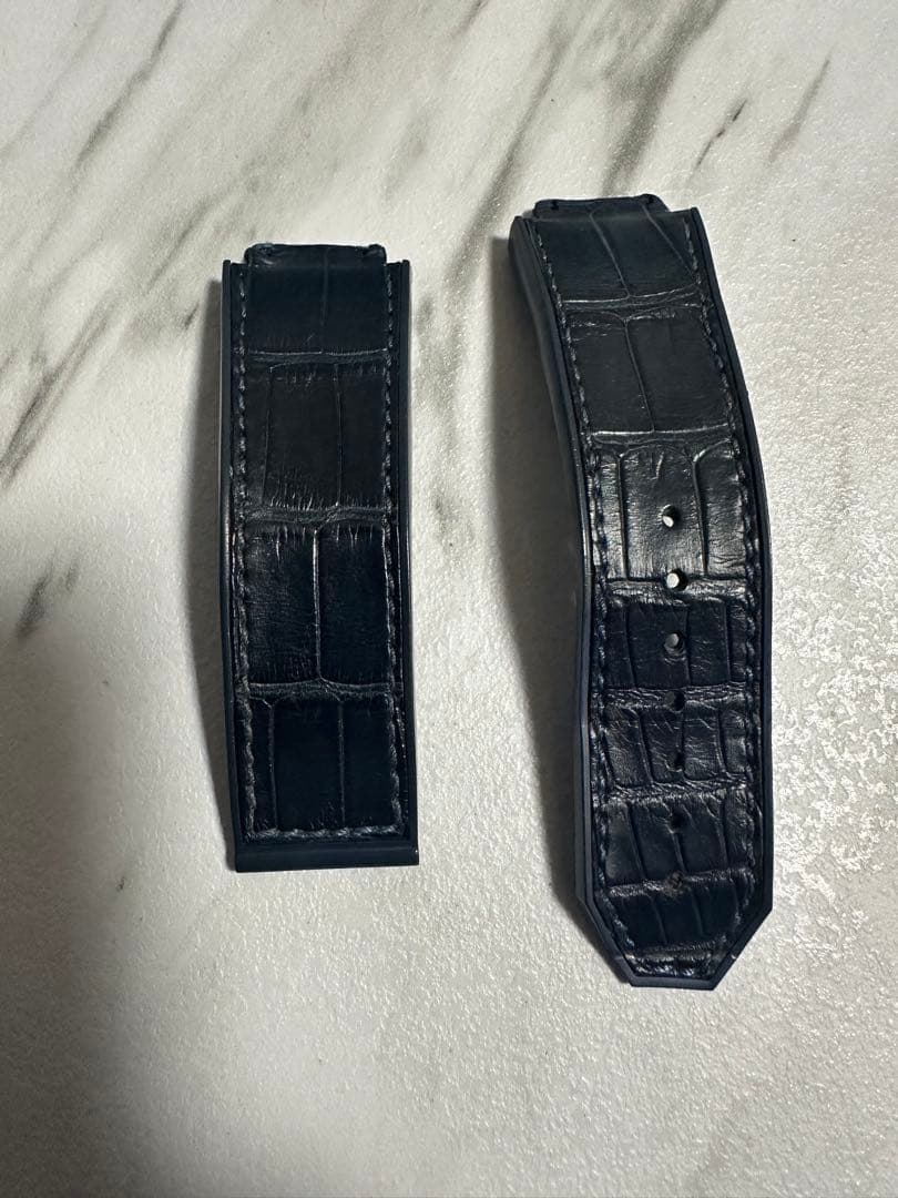 正規品　Hublot ネイビークロコレザー ラバーベルト