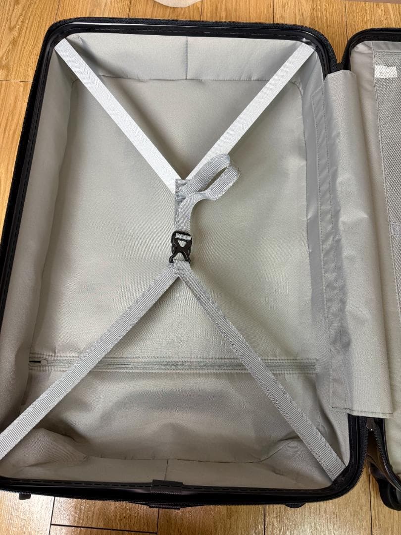 無印良品 キャリーケース バーを自由に調節できる ハード スーツケース 72L