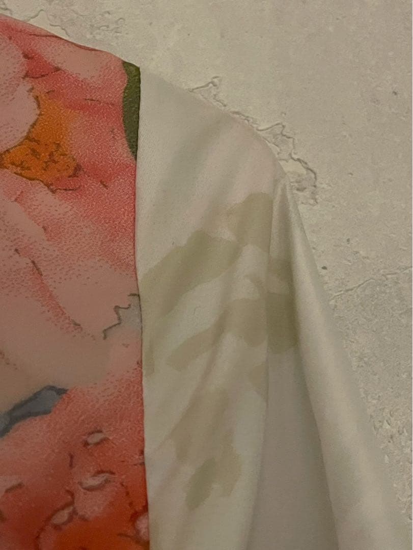 【新品未使用】シズカコムロ　花柄　ジャケット　サイズ42 定価61950円