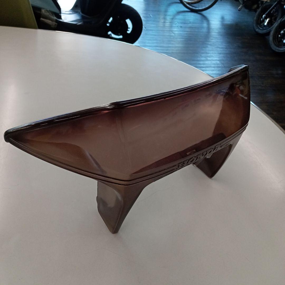 純正 ホンダスーパーカブ メーターバイザー