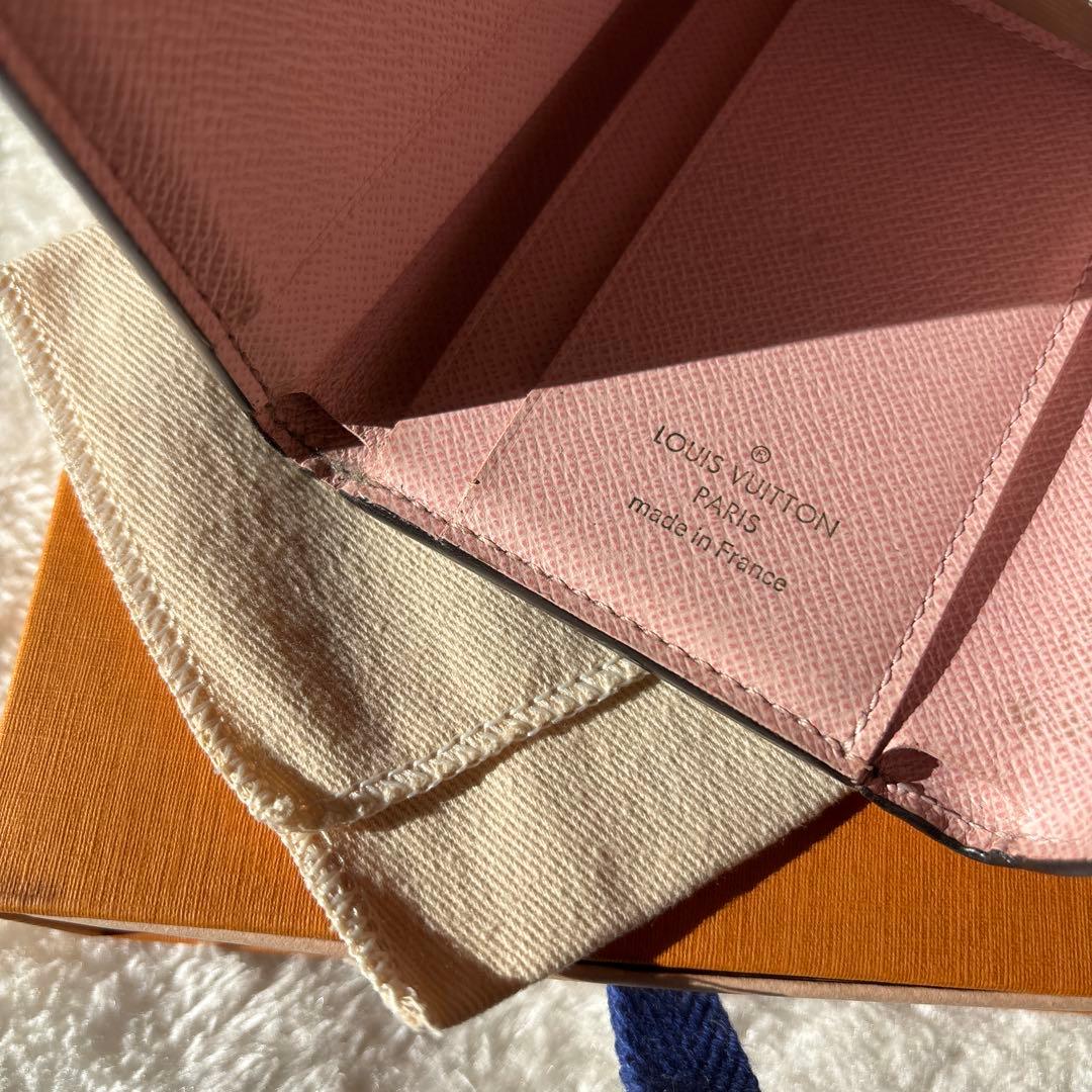 LOUIS VUITTON ポルトフォイユゾエ ピンク