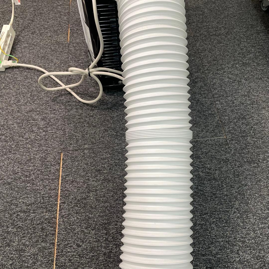 動作確認済　ポータブルクーラー　2022年　IPP-2222G　S627