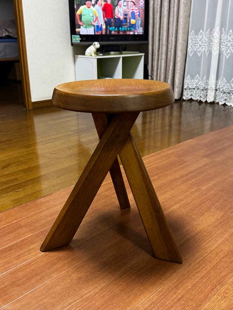 早い者勝ち　ピエールシャポー　シャルロットペリアン　スツール　捻じ脚型