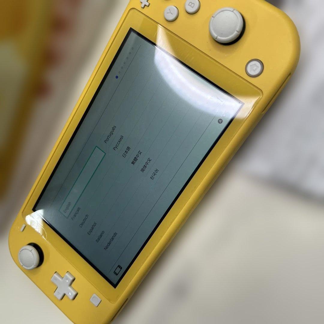 6760 Switch Lite 任天堂 本体 イエロー HDH-001