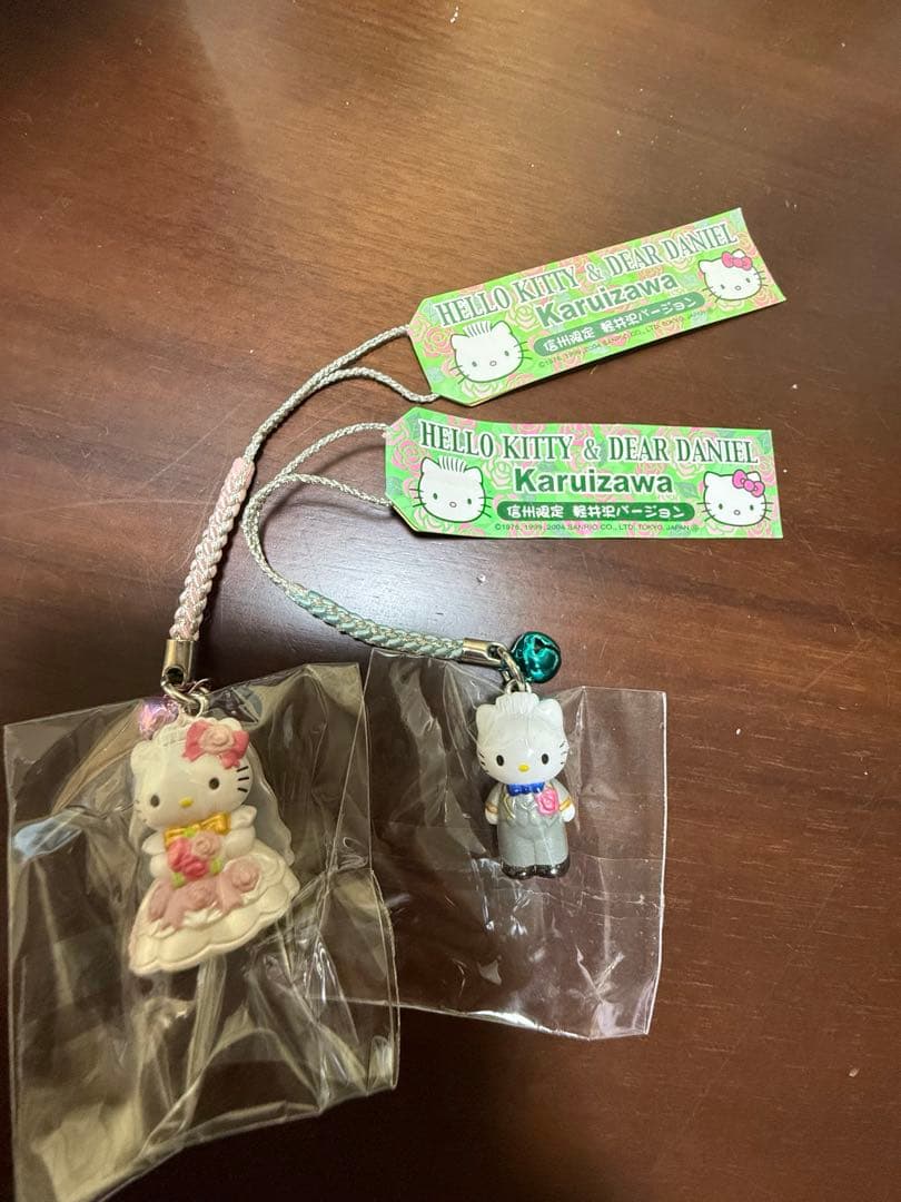 ハローキティご当地 信州限定 軽井沢ウェディングVer. 2セット