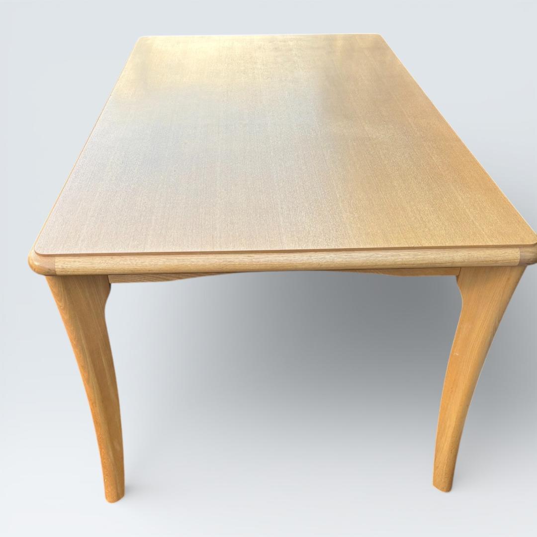 【最終価格】大塚家具 ダイニングテーブル T-325N 天然木 135cm