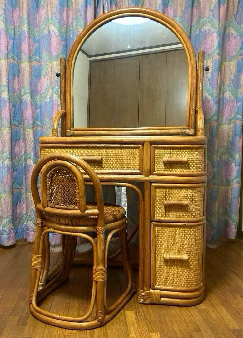 ラタン／籐／ドレッサー／鏡台／ビンテージ 椅子はつきません
