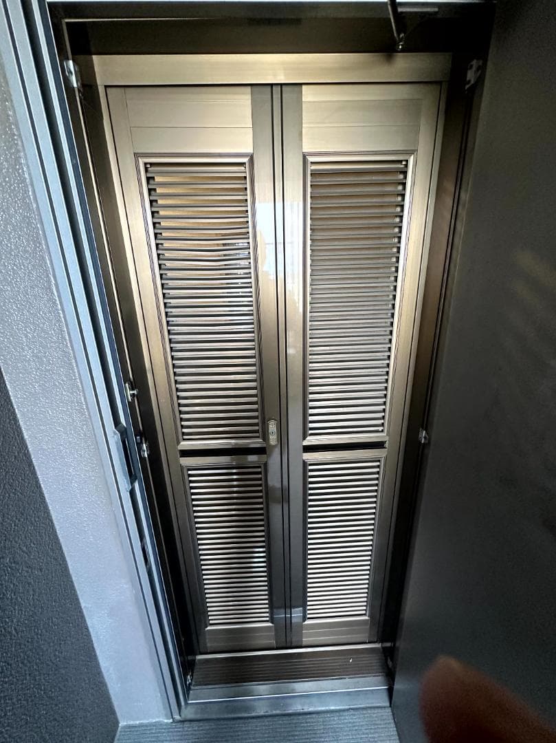 玄関網戸EXCEED TRV 両開き 200×81cm 鍵取説あり