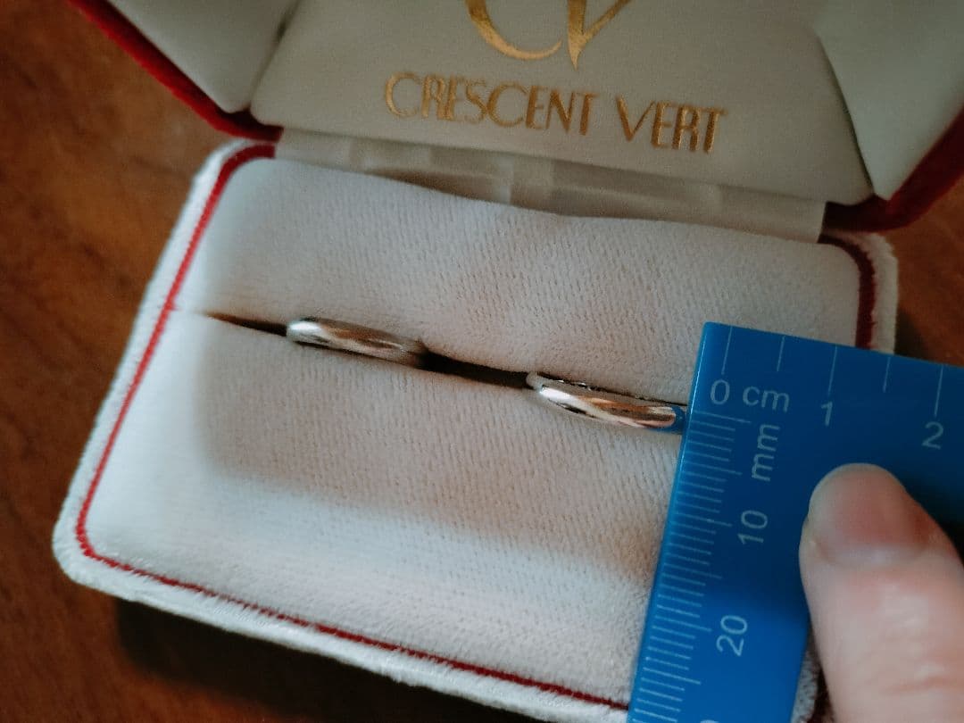 CRESCENT VERIT 　結婚指輪　pt1000 14号　4号