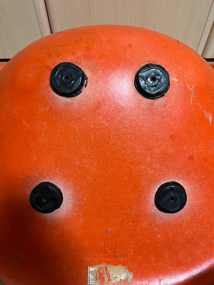 Herman Miller シェルチェア オレンジ