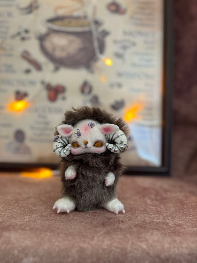 アートドール　ツノ羊幻獣43 羊毛フェルト