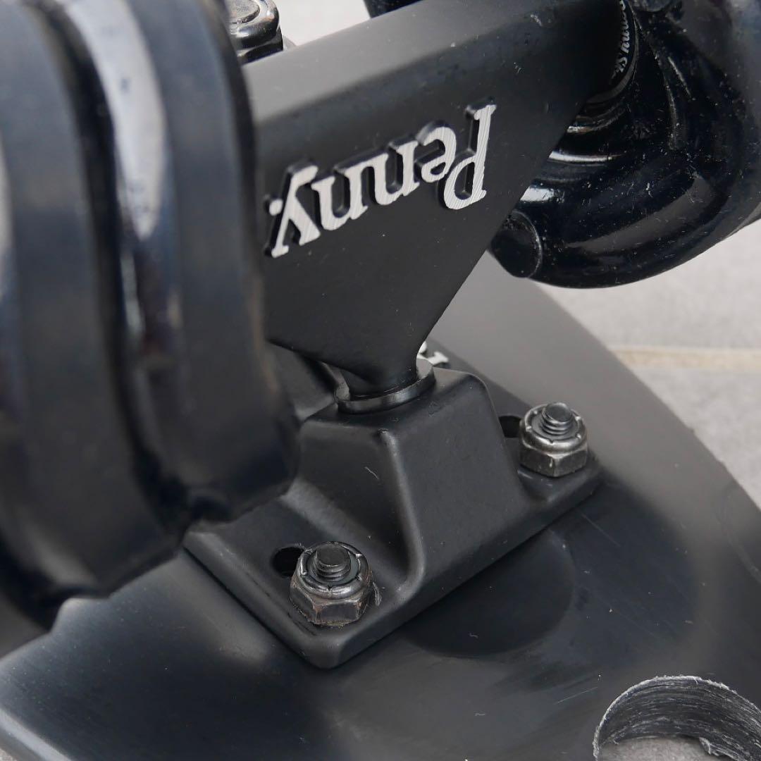 極美品 フルカスタム ペニー22インチ ブラックアウト シャークウィール72mm