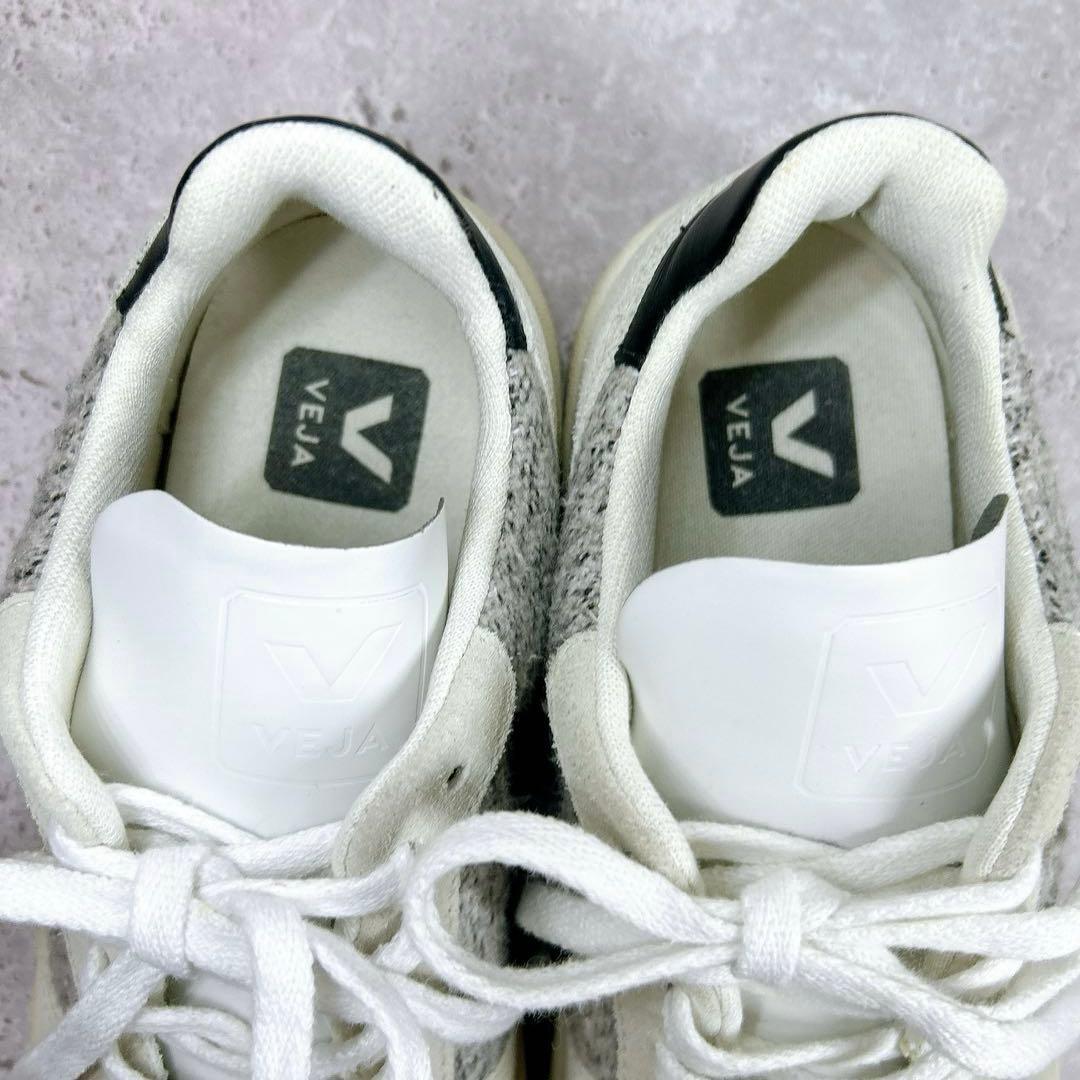 【未使用級】VEJA ヴェジャ スニーカー ホワイト/グレー系 レザー ロゴ