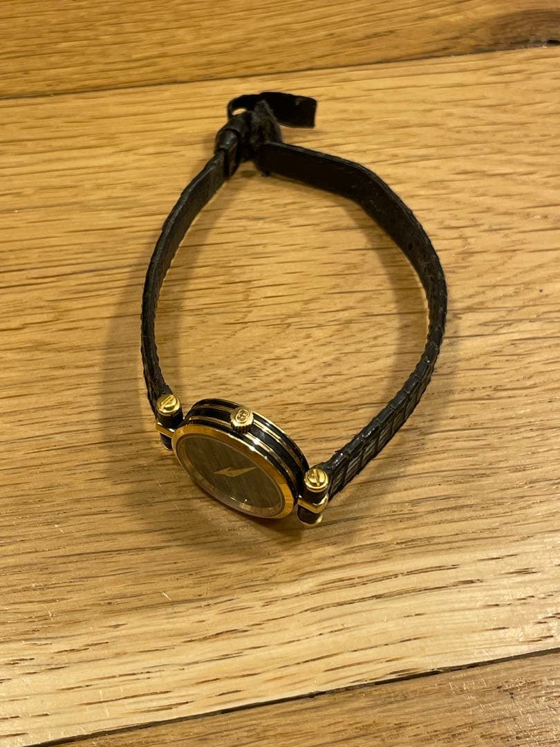 GUCCI アナログクォーツ腕時計2本セット