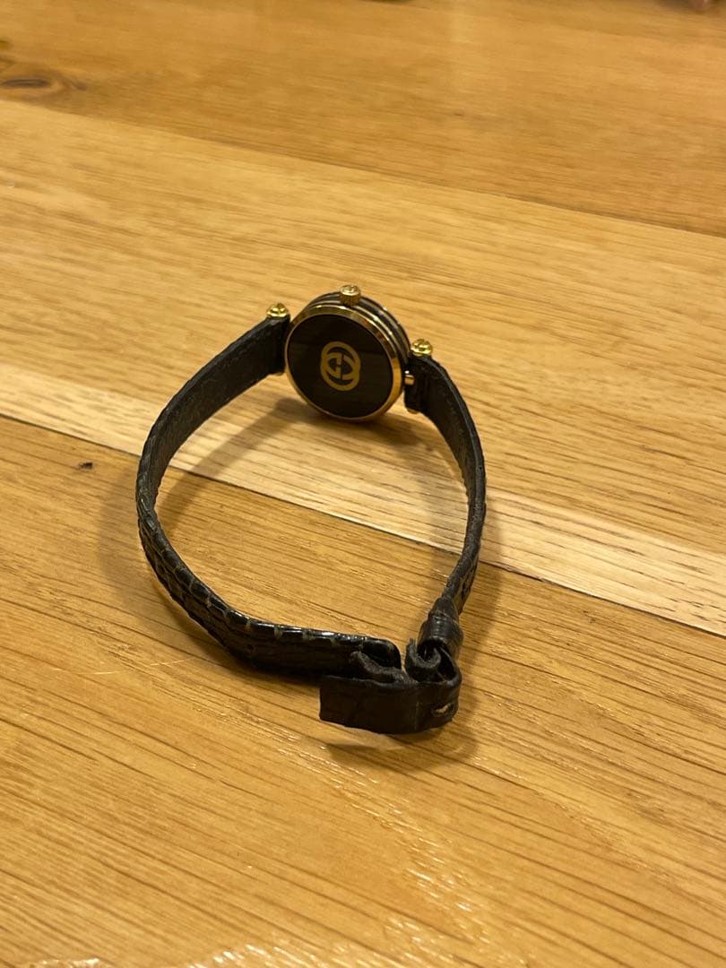 GUCCI アナログクォーツ腕時計2本セット