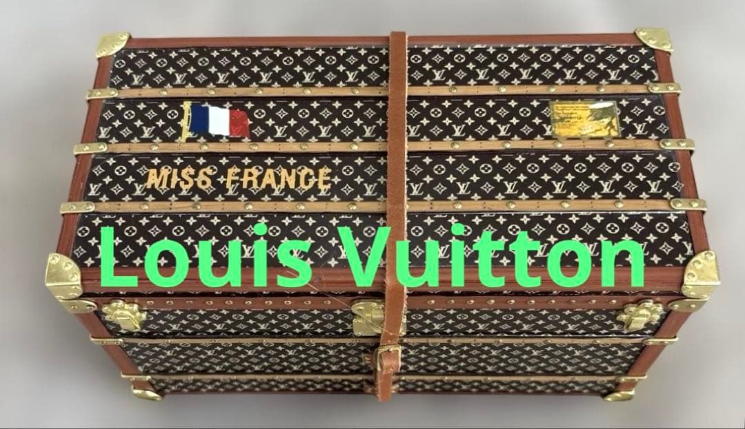 【ノベルティ】 Louis Vuitton ルイヴィトンモノグラム　オブジェ