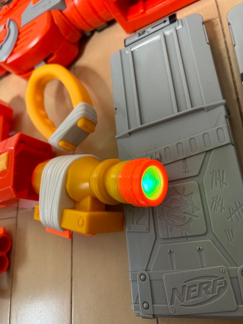 ナーフ ゾンビストライク スクラベンジャー NARF