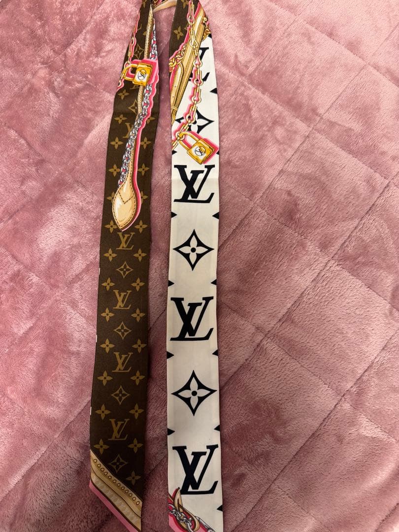 Louis Vuitton ❣️バンダナ シルク モノグラム