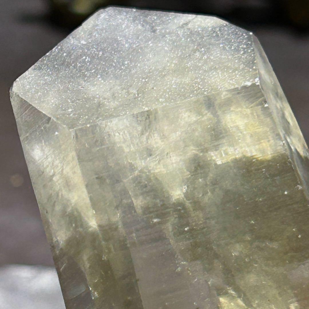 ☆最高級！ゴールデン　マニカラン　水晶　原石　クラスター　神龍秘宝！ルチル！