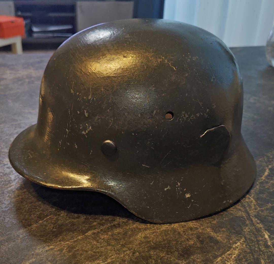 旧ドイツ軍　ヘルメット (シュタールヘルム M42) 実物？ナチヘル