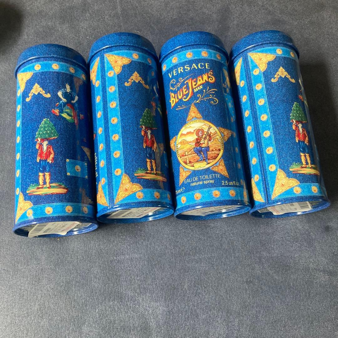ヴェルサーチ　ブルージーンズ　オードトワレ　75ml 4箱
