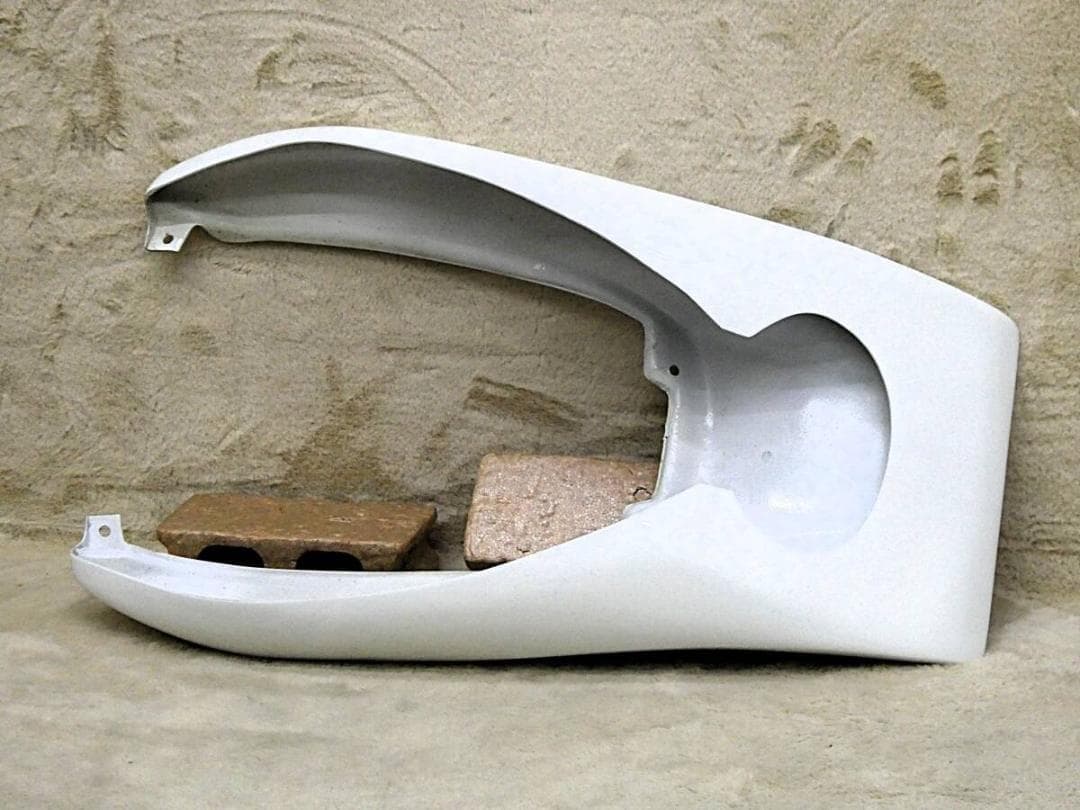 バリオス2 ハネテールカウル ホワイト/塗装済 白GSX250FX ZR250B