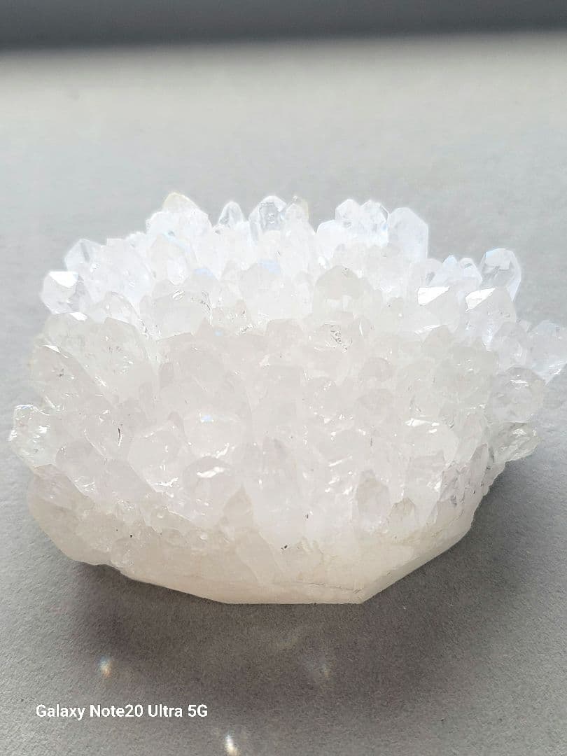 天然石　菊花水晶クラスター