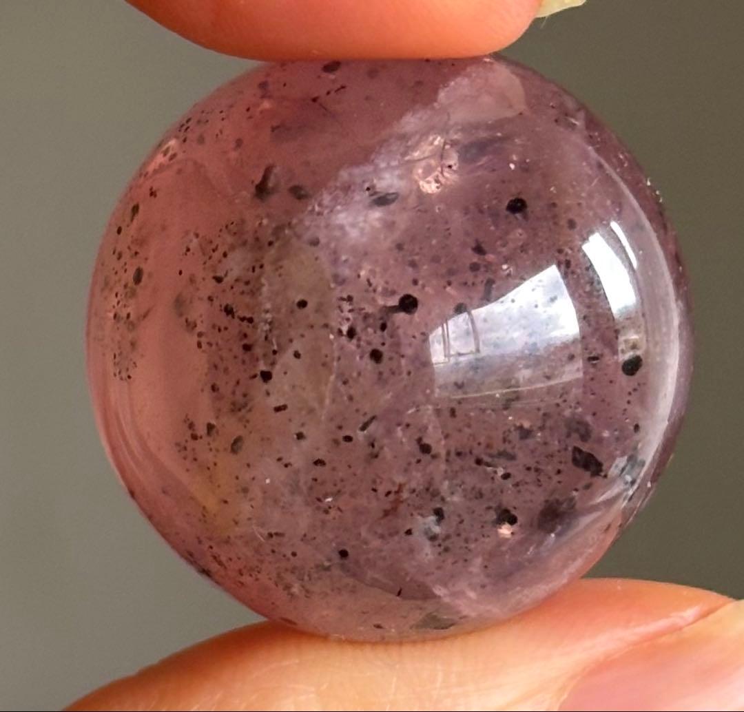 レア　高品質　ドラゴンフルーツダブルスターローズクォーツ　スフィア　マイカ