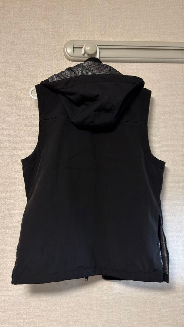 着るリュック。ベスト2【旅行をもっと自由に。安全に。快適に】