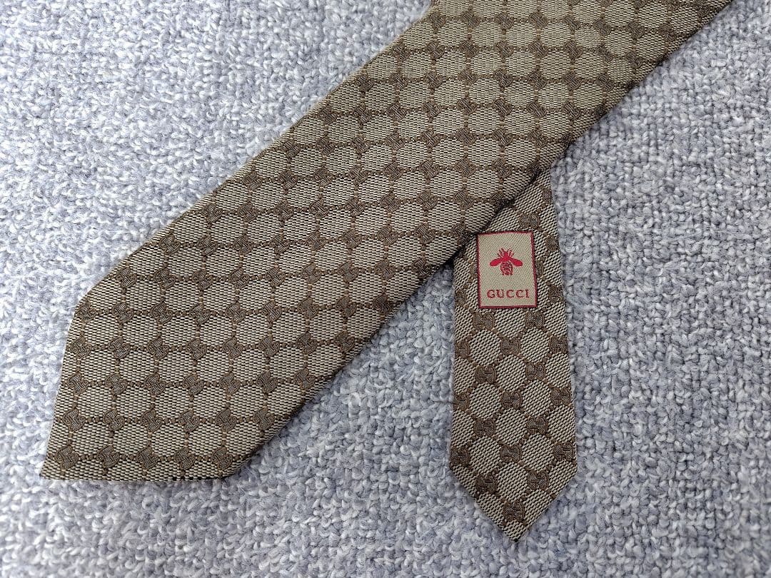 新品 GUCCI ネクタイ ゴールド GGチェック シェリーライン 箱付き