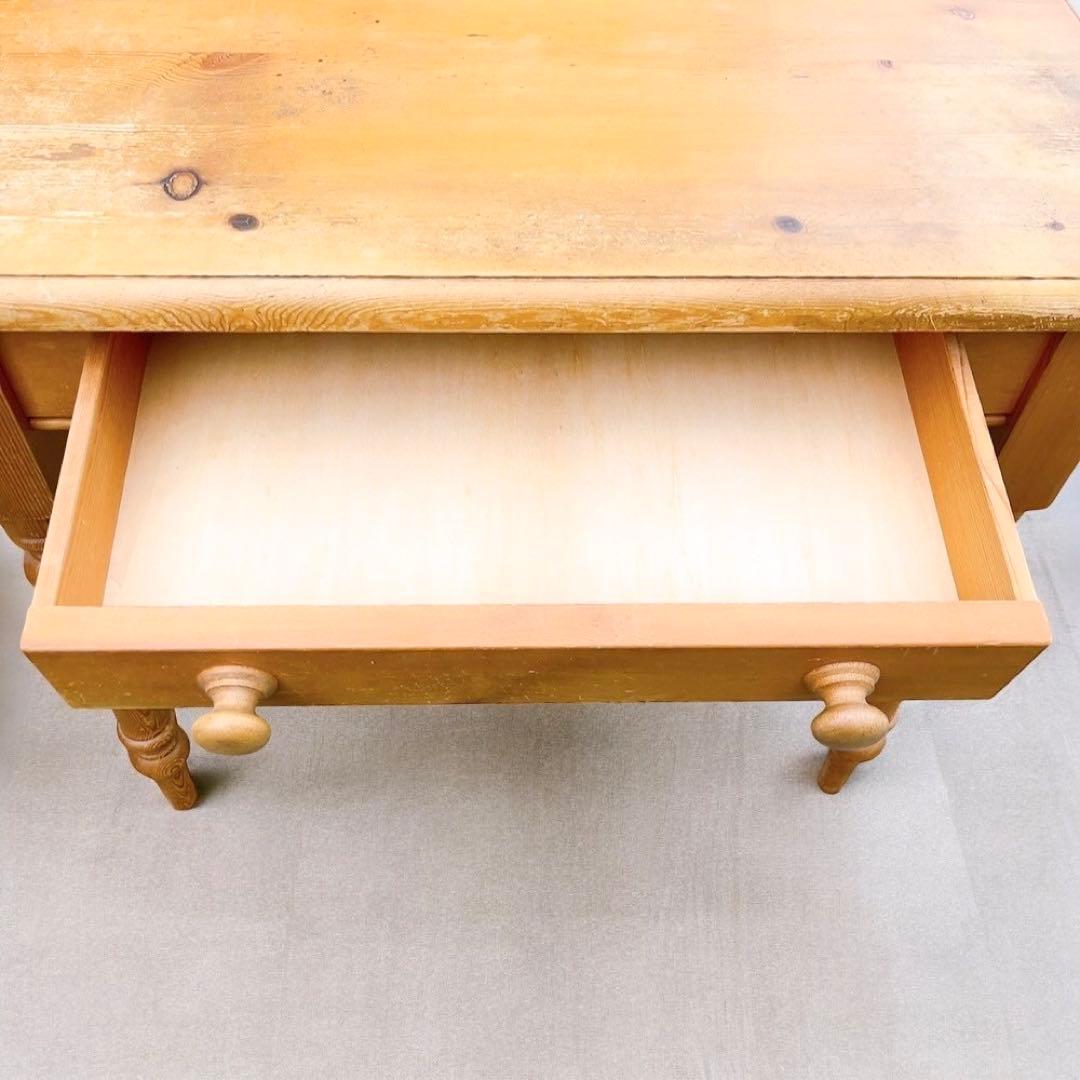 ペニーワイズ　家具　パイン無垢材　デスク