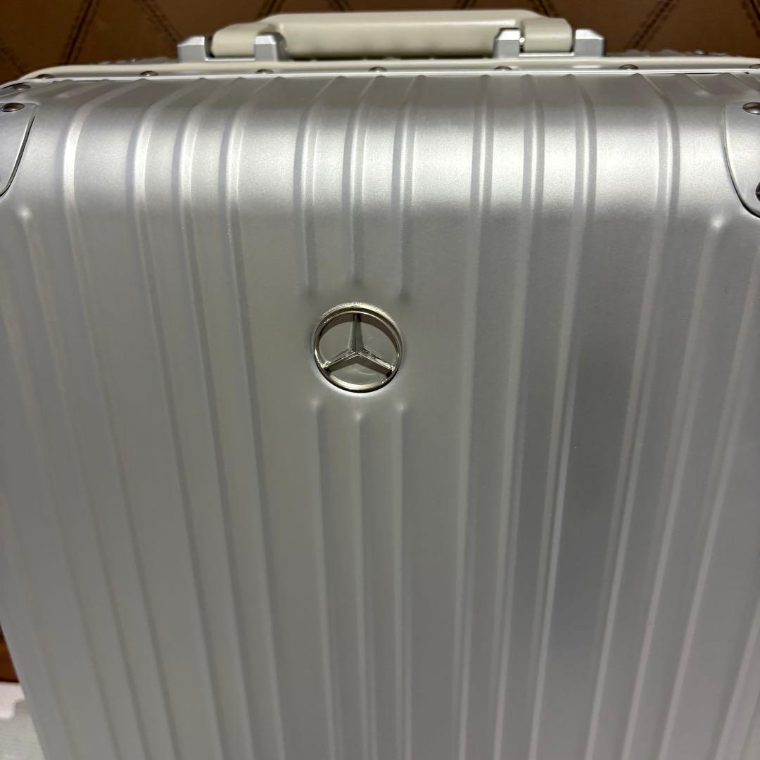 【未使用】Mercedes-Benz アルミニウムキャリーケース 32L