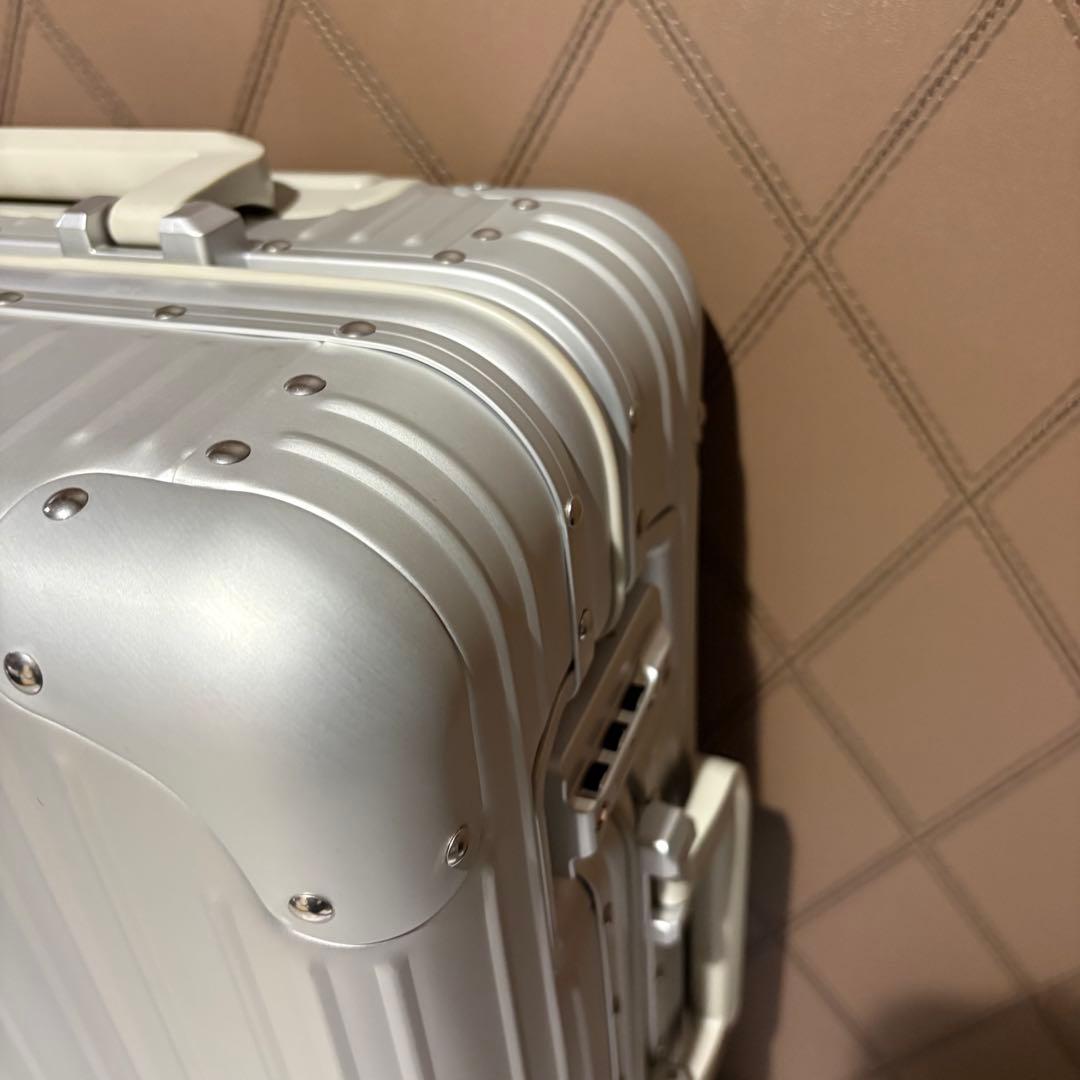 【未使用】Mercedes-Benz アルミニウムキャリーケース 32L