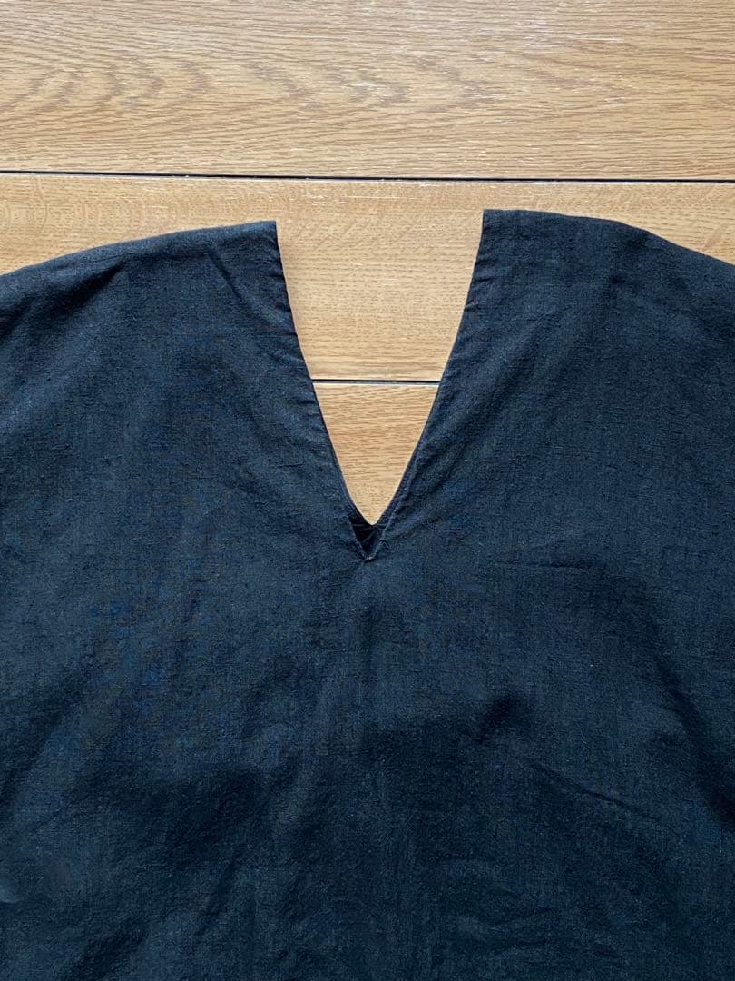 えみおわす　カレンシャツ（黒色）