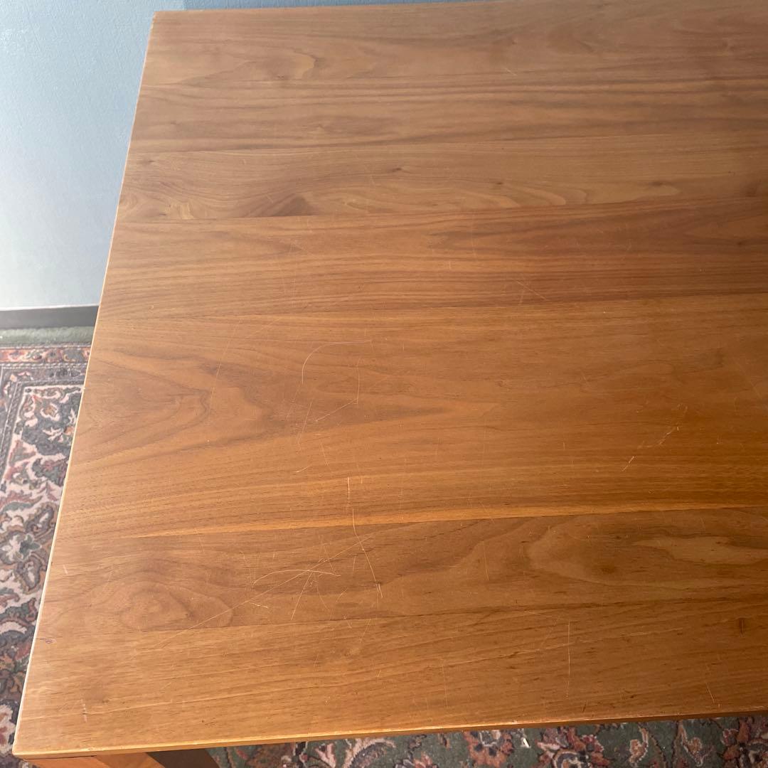 カリモク　天然木　ウォールナット　ダイニングテーブル