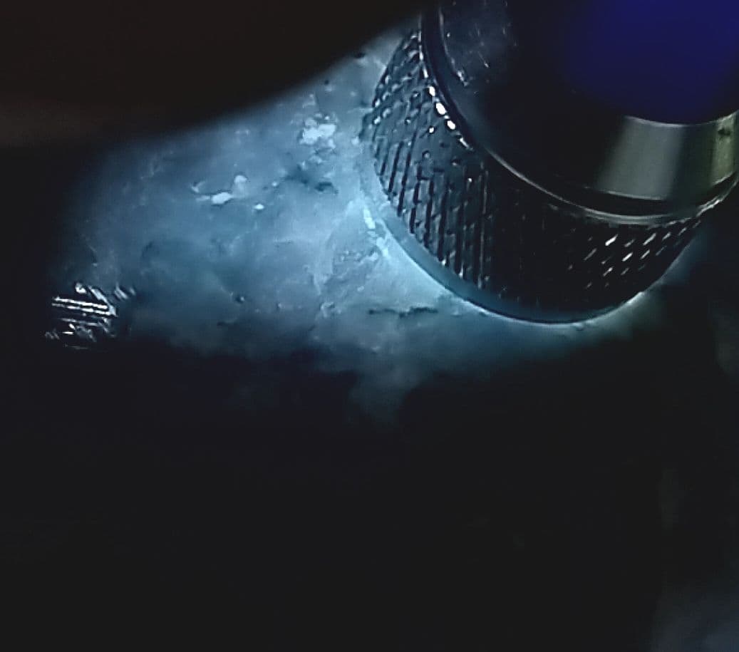 ★翡翠原石★糸魚川転石硬玉【横川・川ズレ青・化粧磨き2.3kg】