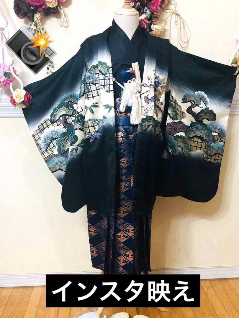 七五三五歳‼️完全️フルセット❤️ 豪華黒地暈し武士凛々しい美品‼️金蘭金糸刺繍袴高級‼️