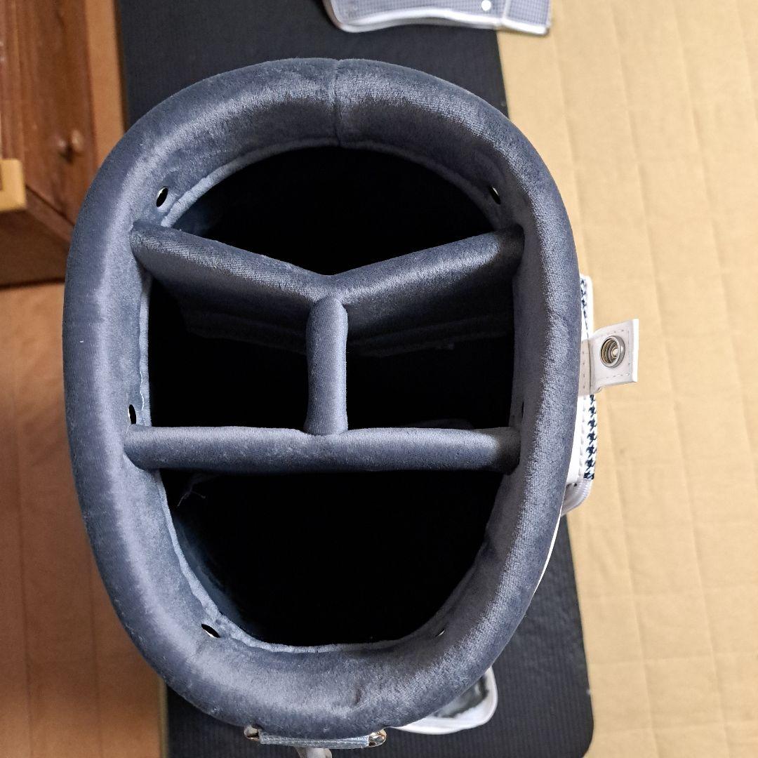 ナイキキャディバック、フード付き、8.5インチ。美品！