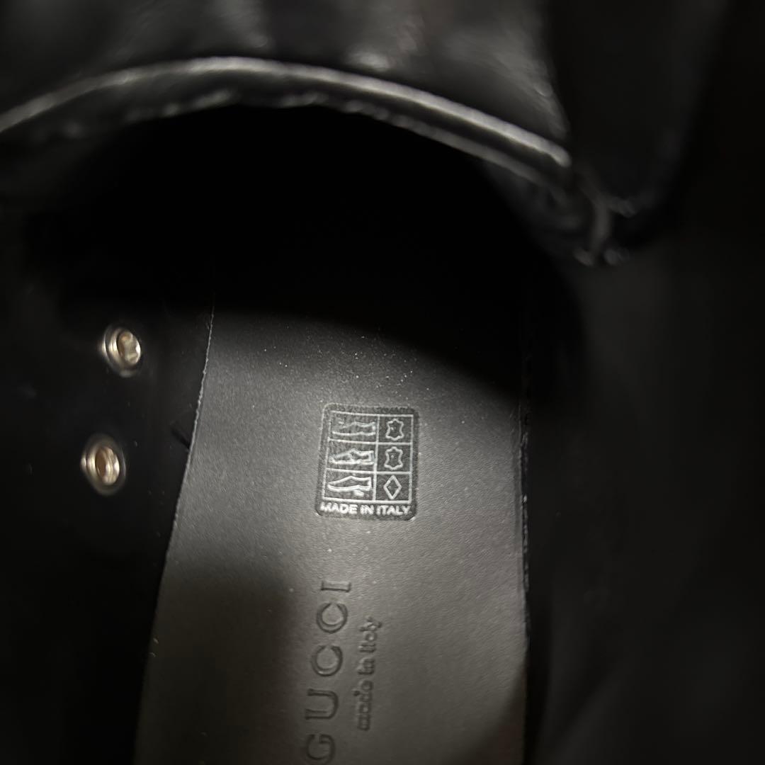 GUCCI（グッチ）シルバーレザーのスタッズ付きハイカットスニーカー23.5cm