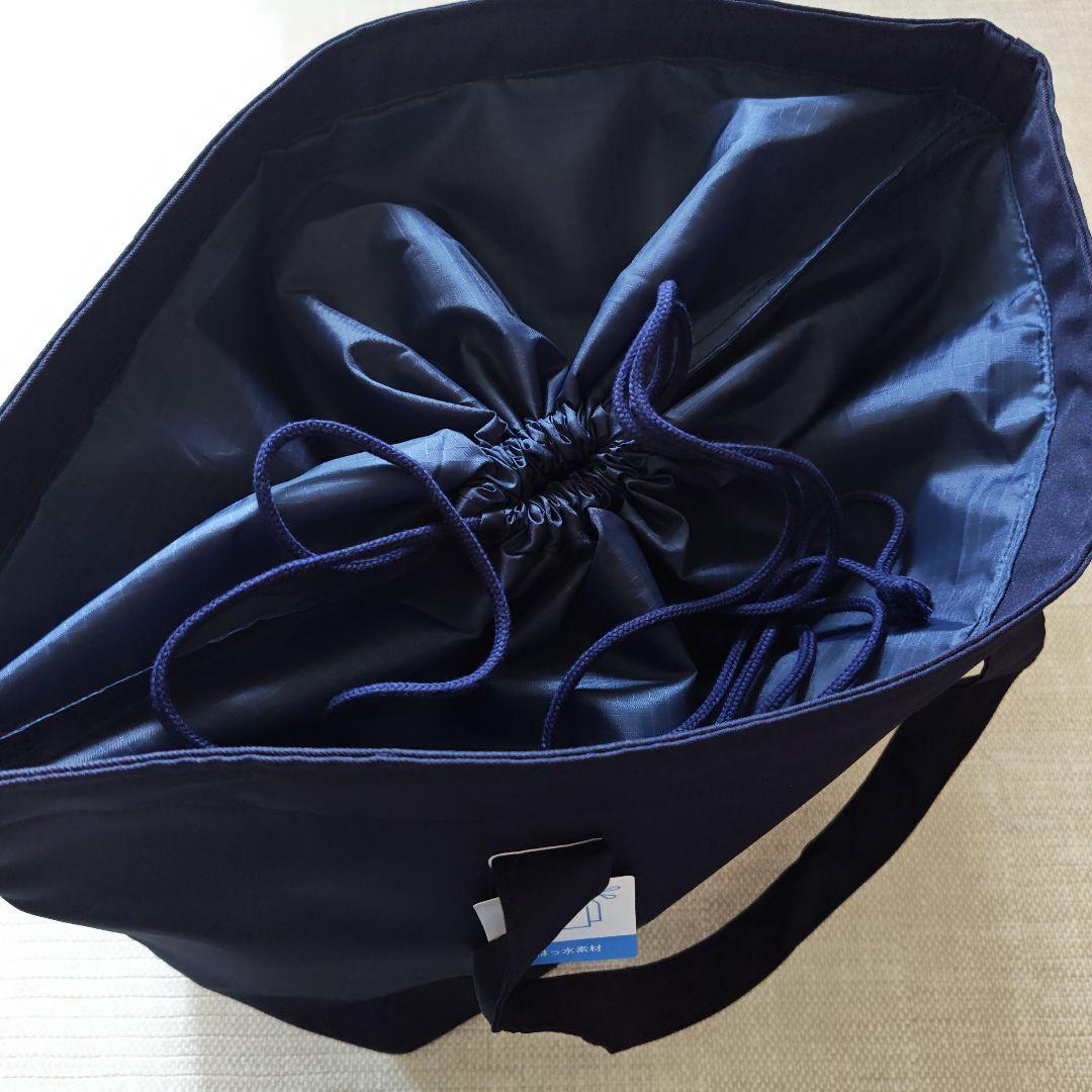 ファミリア　トートバッグ　ワッペン　大容量　ポケット　撥水　はっ水　ネイビー