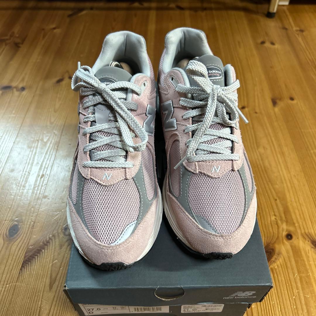 靴 New Balance 2002R sand pink