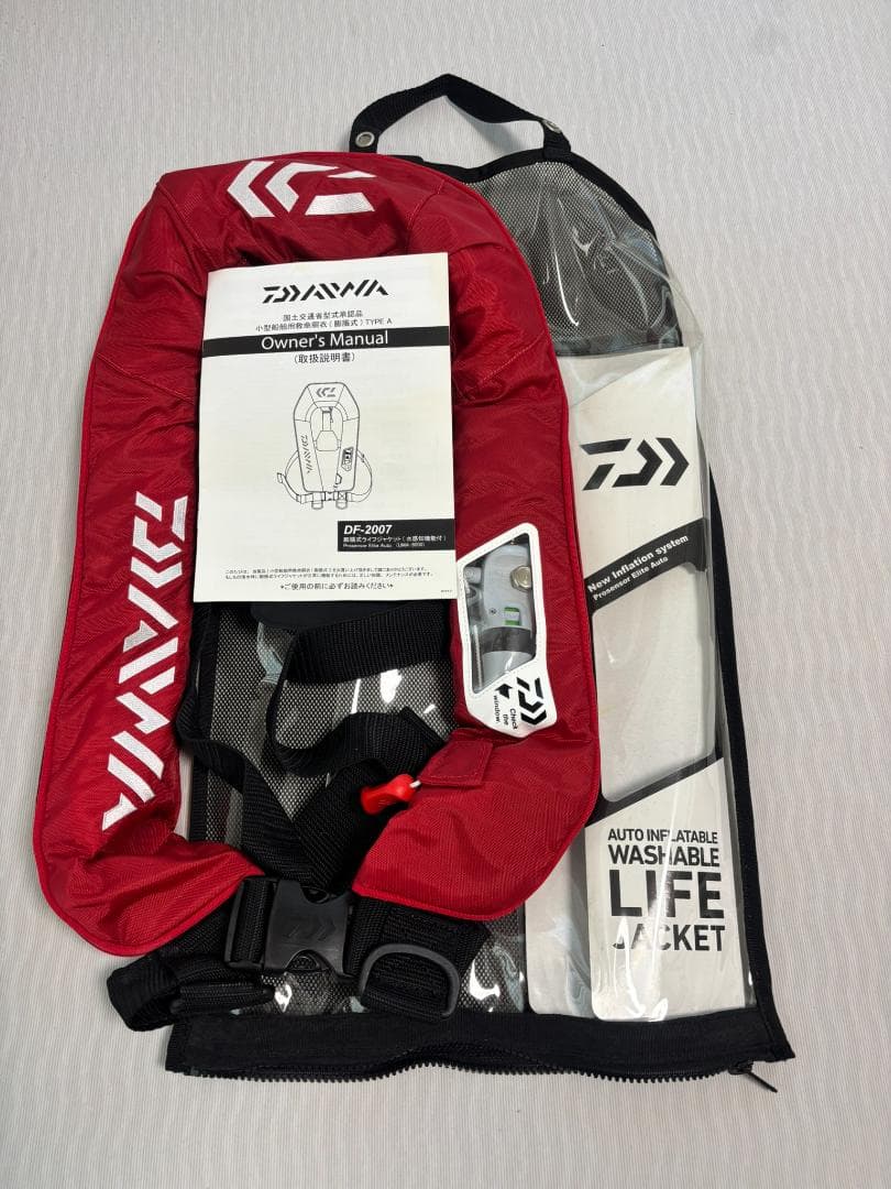 【未使用】ダイワ DF-2007 自動膨張式ライフジャケット