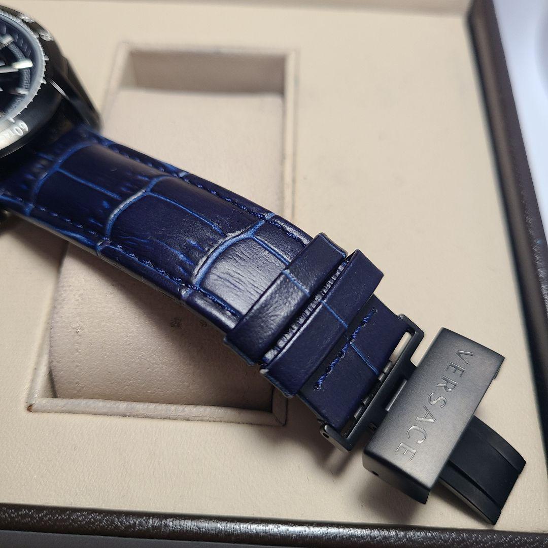 【未使用品】VERSACE　クロノグラフ　純正ベルト　電池交換済み　腕時計