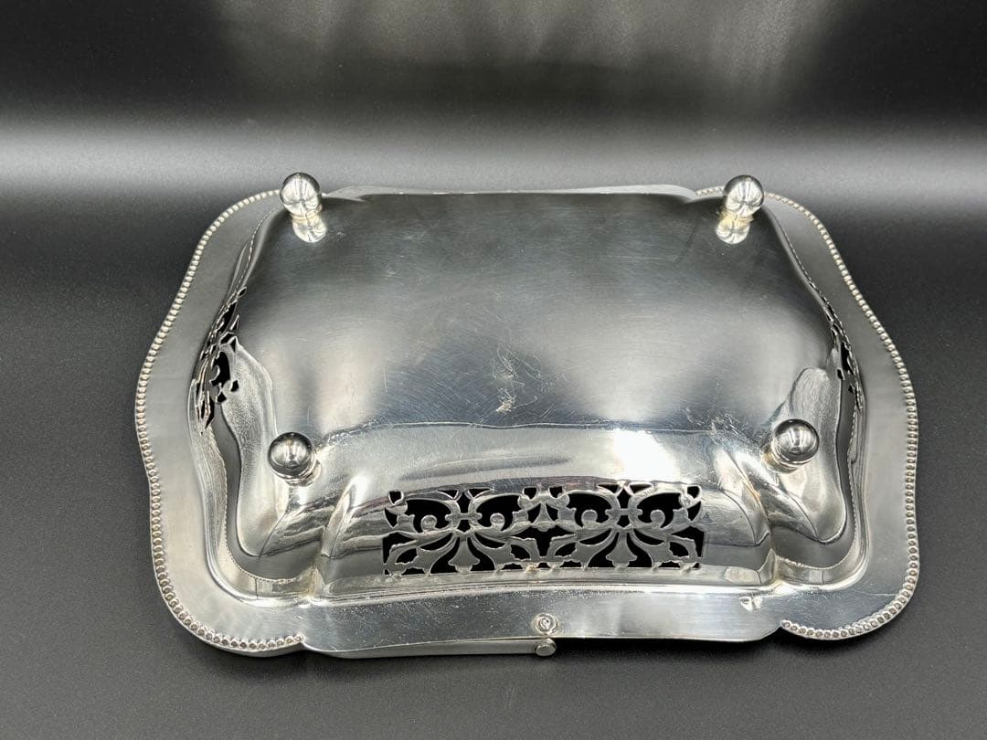 英国 アンティーク　銀メッキ　装飾バスケット　 ハンドル付き ヴィンテージ