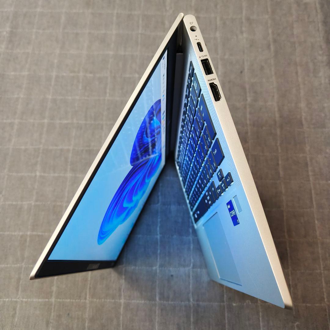 2023年11月 日本製 美品 HP 爆速 13世代i7 32GB 1TB